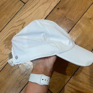 NWOT LULULEMON RUNNING HAT |OS|